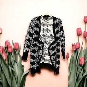 Allegra Size 1x Black and White Patterned Sweater